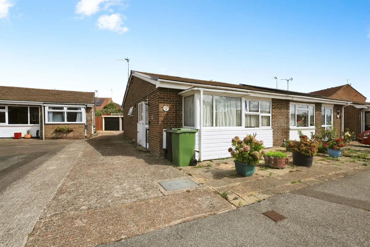 Old Orchard Place, Hailsham