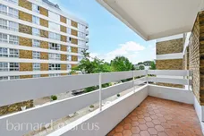 Warwick Drive, Putney, London