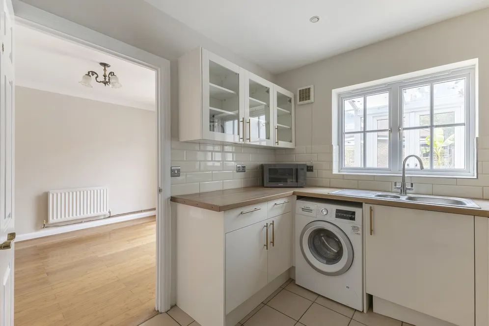 Lady Aylesford Avenue, Stanmore, HA7 photo 7