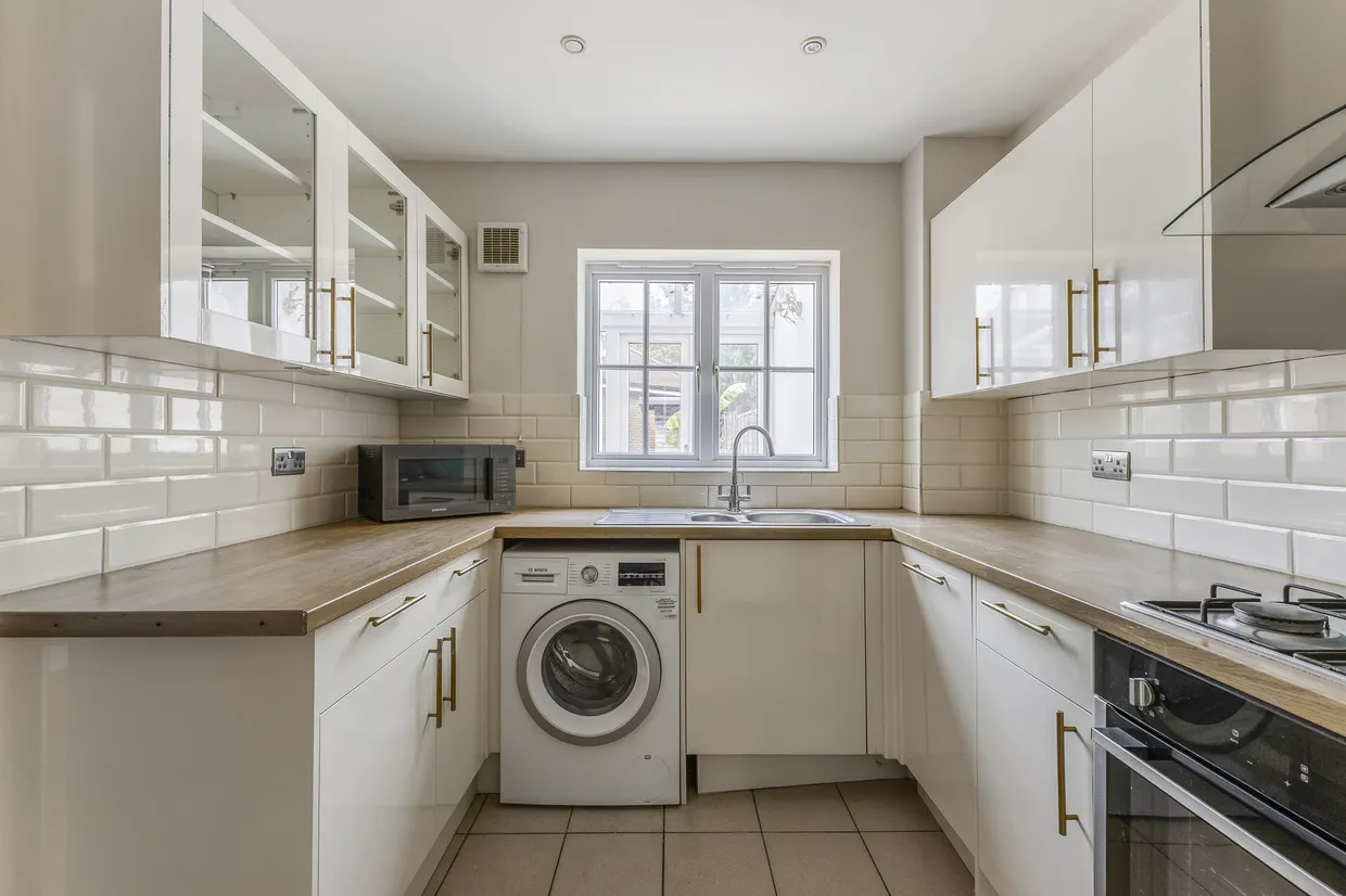 Lady Aylesford Avenue, Stanmore, HA7 photo 17