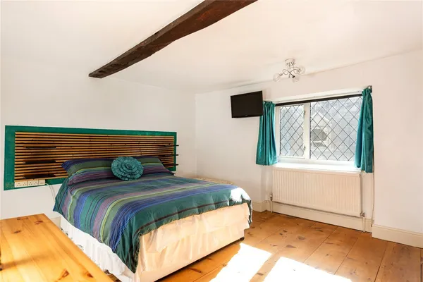 Brigstock Road, Stanion, NN14 photo 5