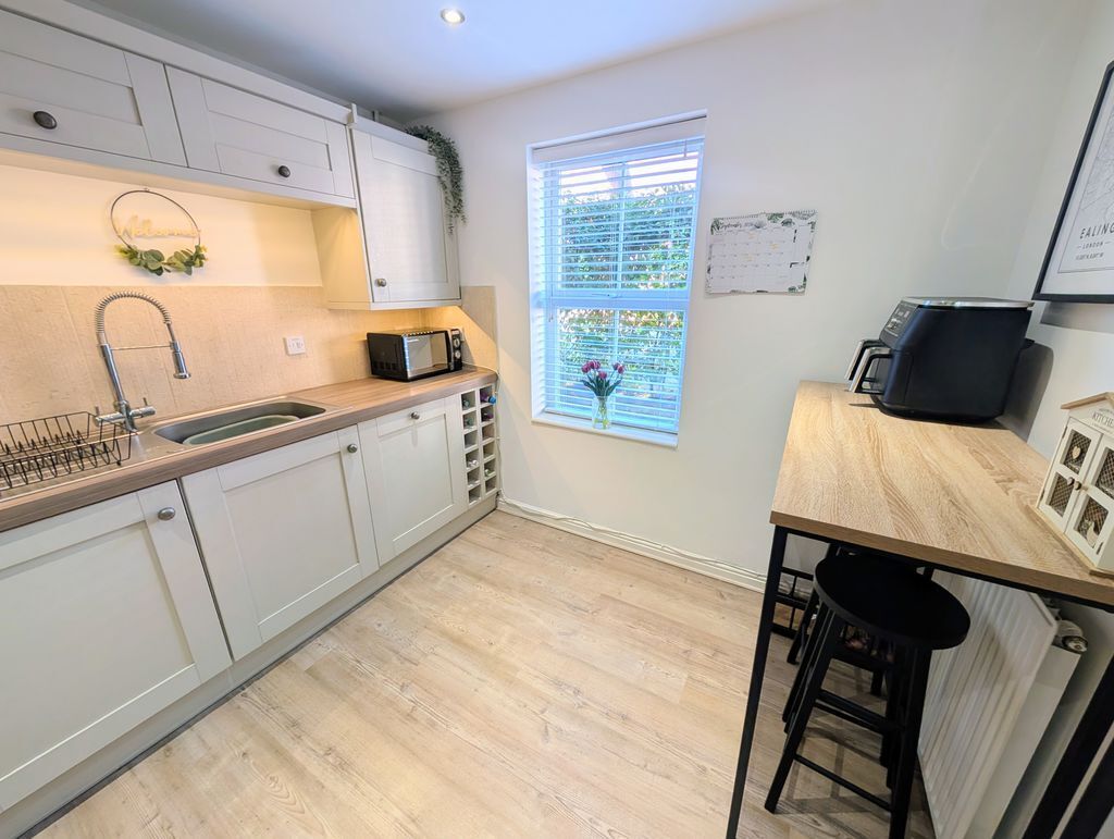King Edward Road, Nuneaton, CV11 4BB Image 2