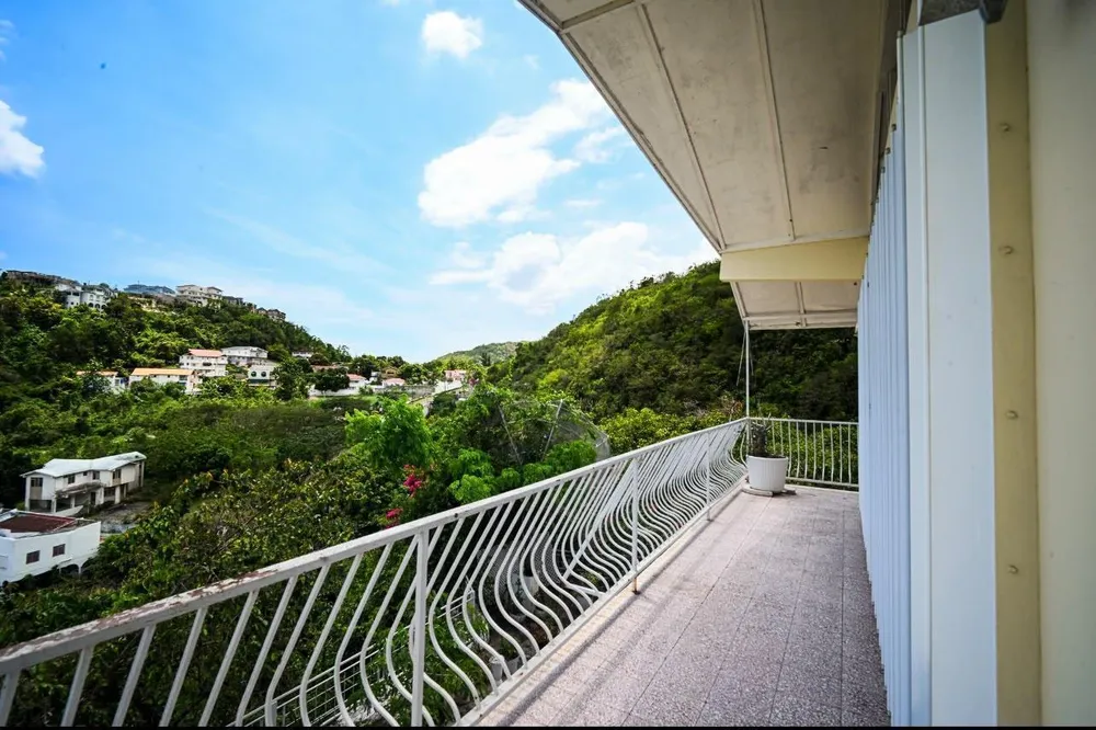 FOREST HILL Kingston  St. Andrew