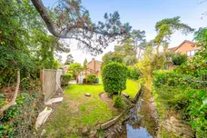 Brooklyn Close, Otterbourne, SO21 photo 5