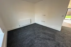 Hollowsbrook Road, New Rossington, DONCASTER
