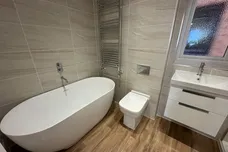 Hollowsbrook Road, New Rossington, DONCASTER