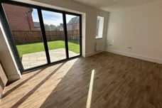 Hollowsbrook Road, New Rossington, DONCASTER