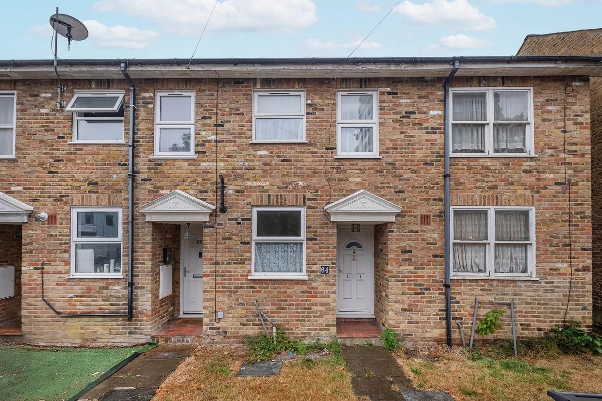 Vincent Road, Kingston Upon Thames, KT1 photo 1