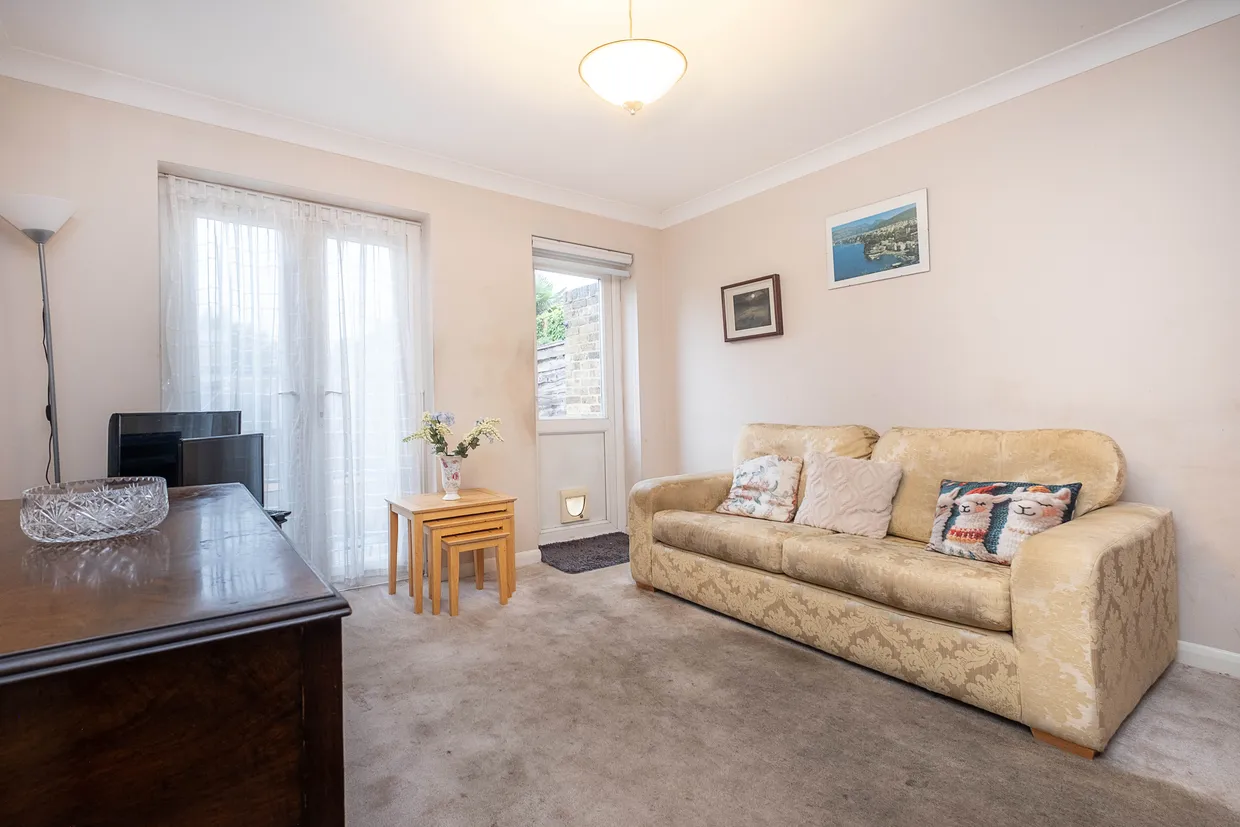 Vincent Road, Kingston Upon Thames, KT1 photo 6