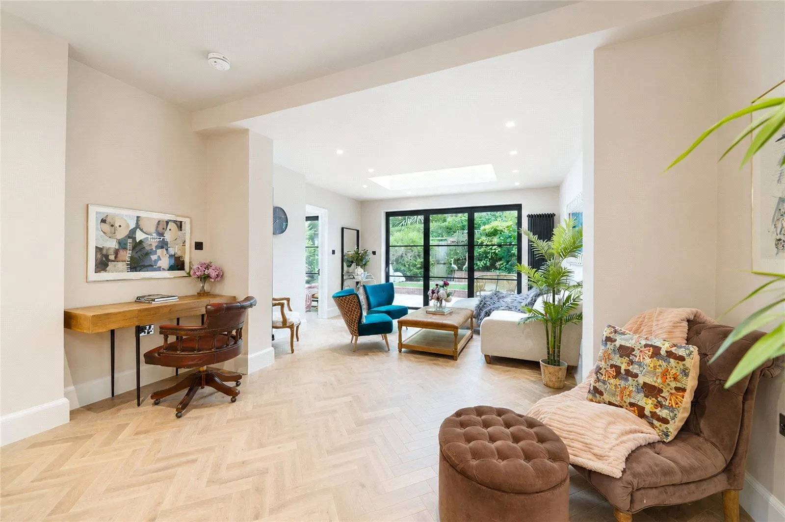 Langland Gardens, Hampstead, London, NW3