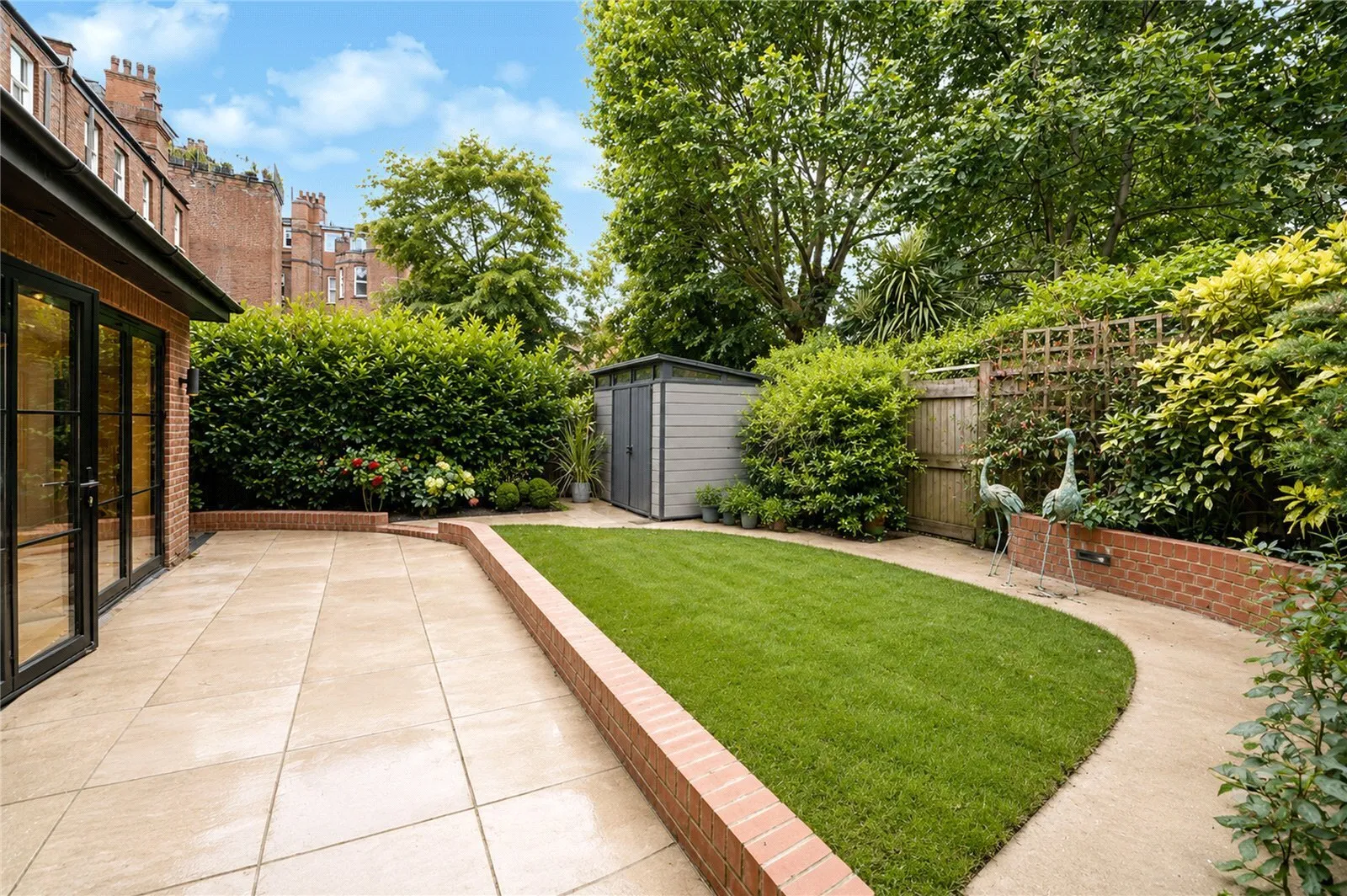 Langland Gardens, Hampstead, London, NW3