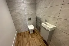 Hollowsbrook Road, New Rossington, DONCASTER