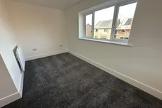 Hollowsbrook Road, New Rossington, DONCASTER