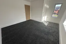 Hollowsbrook Road, New Rossington, DONCASTER