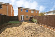 Swan Gardens, Peterborough