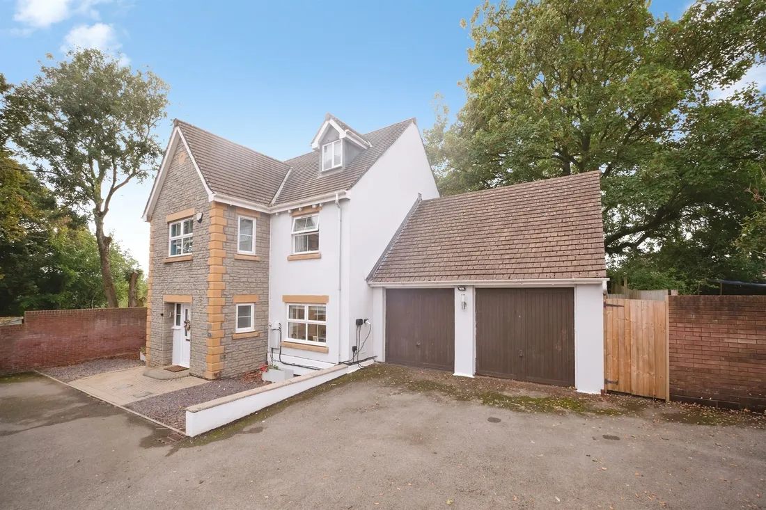 Property photo 38