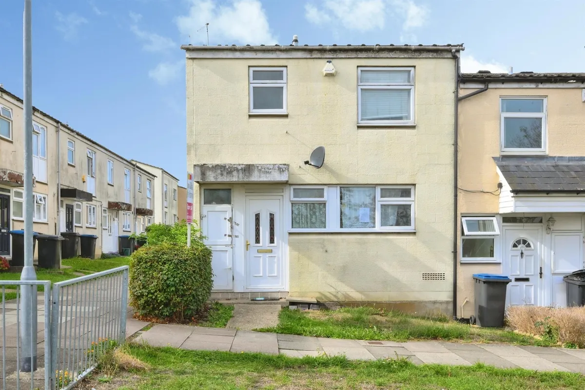 Milwards, Harlow
