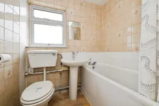 Milwards, Harlow