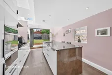 Washington Road, Worcester Park
