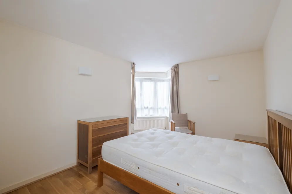 Admiral Walk, London, W9 photo 16