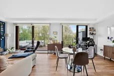 Knaresborough Drive, London
