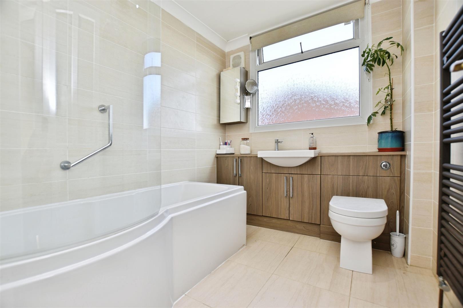 Clough Garth, Hedon Image 8