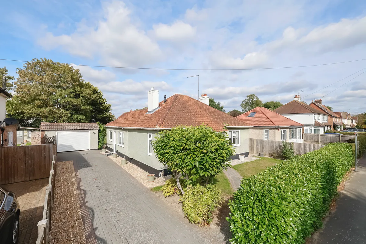 Balcombe Gardens, Horley, Surrey, RH6