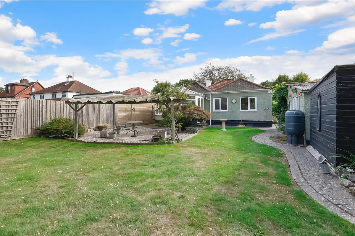 Balcombe Gardens, Horley, Surrey, RH6