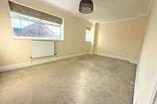 Llwyn Onn, Tyla Garw, PONTYCLUN
