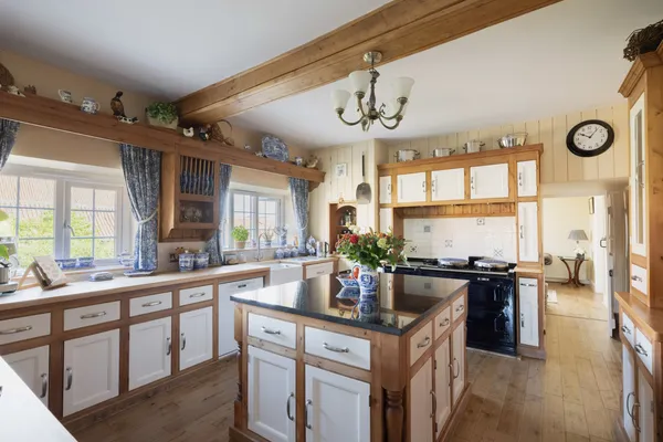 Fakenham Road, Hillington, PE31 photo 5