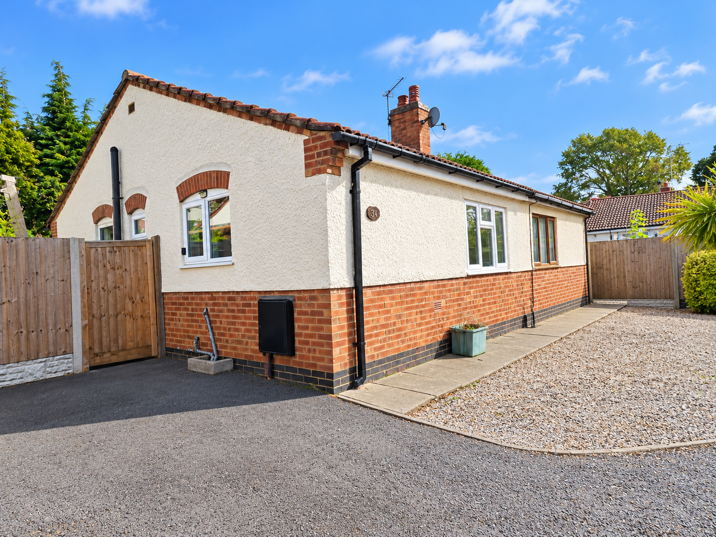 Amberwood, Newhall, Swadlincote Image 1