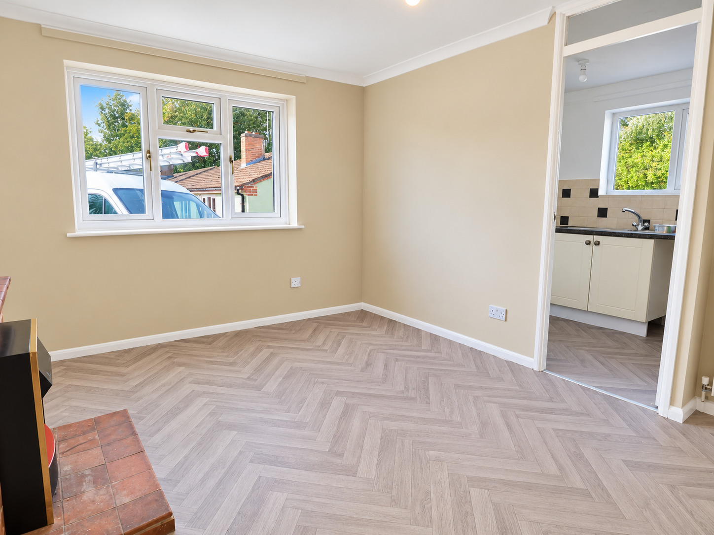 Amberwood, Newhall, Swadlincote Image 3