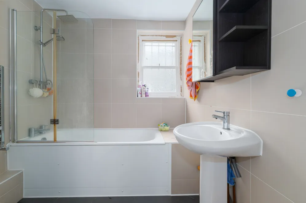 East India Dock Road, London, E14 photo 6
