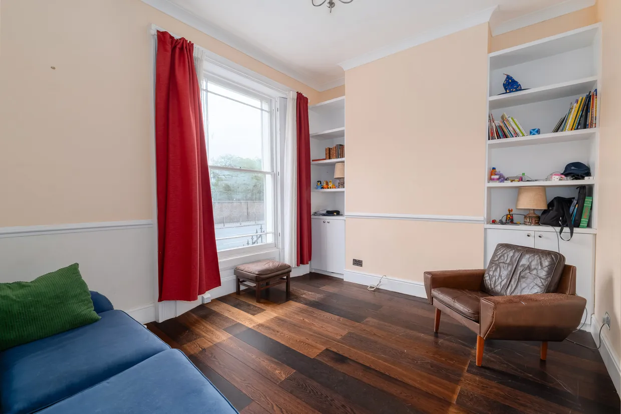 East India Dock Road, London, E14 photo 12