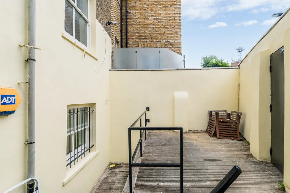 East India Dock Road, London, E14 photo 15