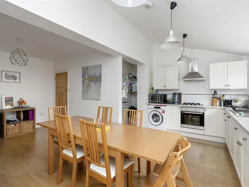Property thumbnail 3 out of 3