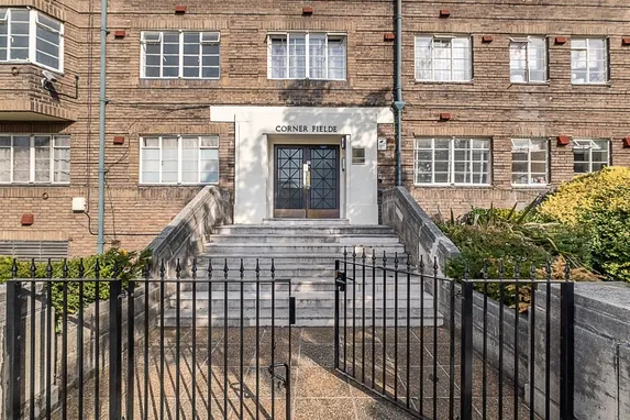 Streatham Hill London SW2