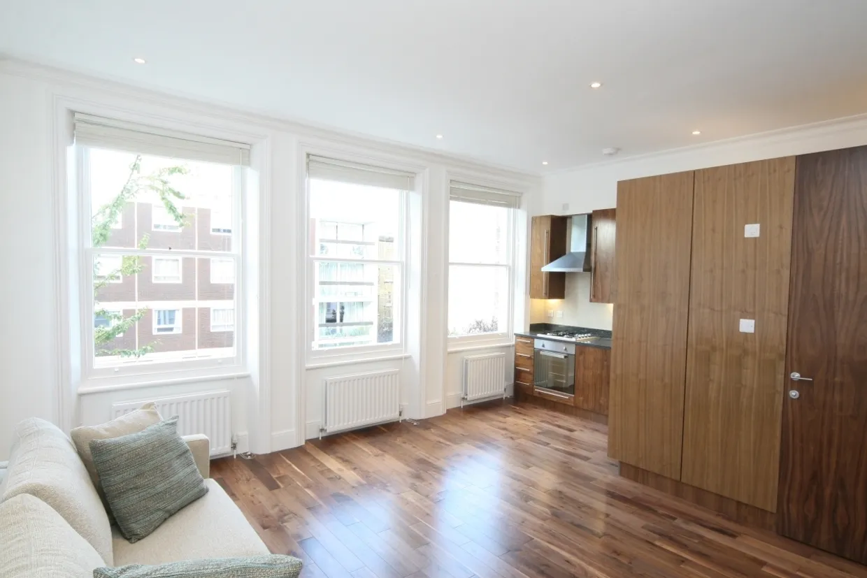 Castletown Road London W14 photo 1
