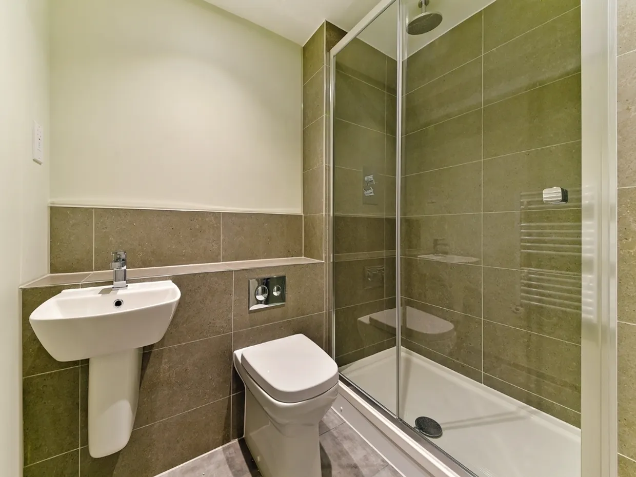 4 Highfield Avenue, 11 Market Street Newbury RG14 photo 5
