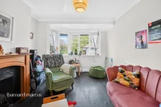 Windsor Avenue, London
