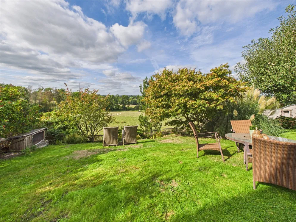 Property carousel item 20
