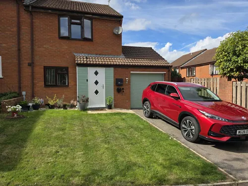 Orchard Rise, CREWKERNEphoto
