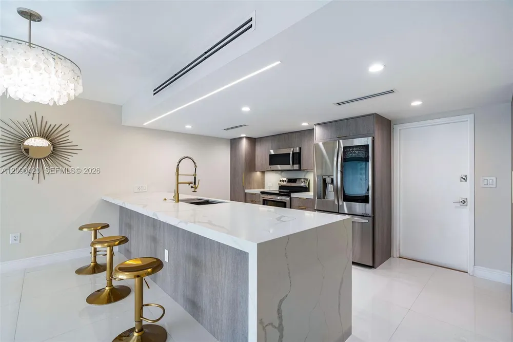 155 Ocean Lane Dr, Key Biscayne, FL 33149