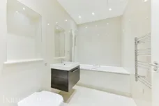 Barnsbury Lane, SURBITON