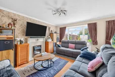 Holcon Court, Redhill