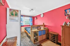 Holcon Court, Redhill