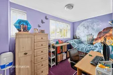 Holcon Court, Redhill