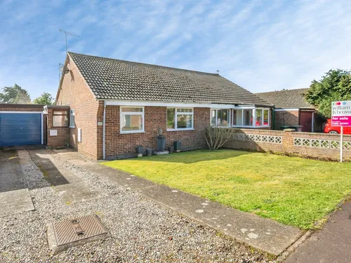 Legrice Crescent, North Walshamphoto