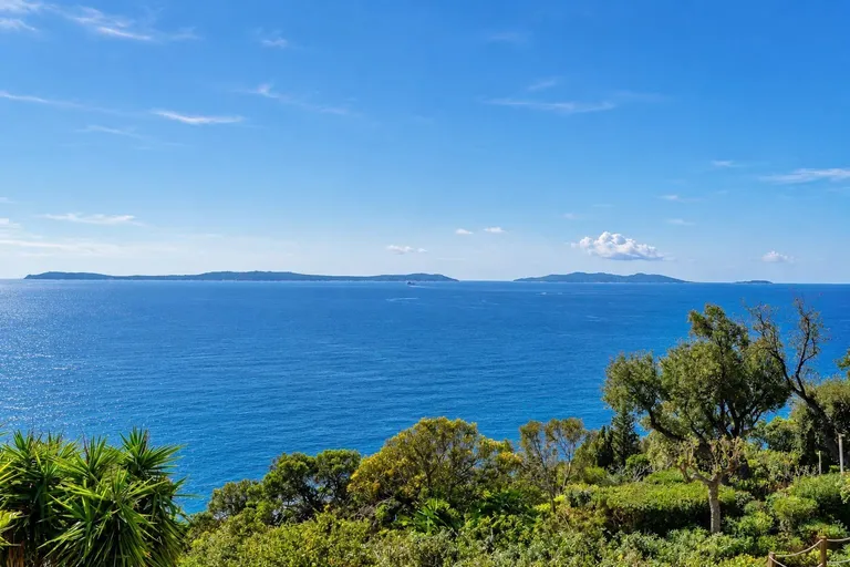 Rayol-Canadel-sur-Mer, 83820, France