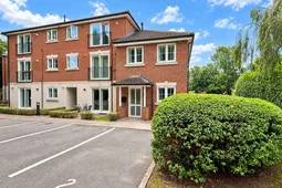 Lowry Court,  Rugby, CV21